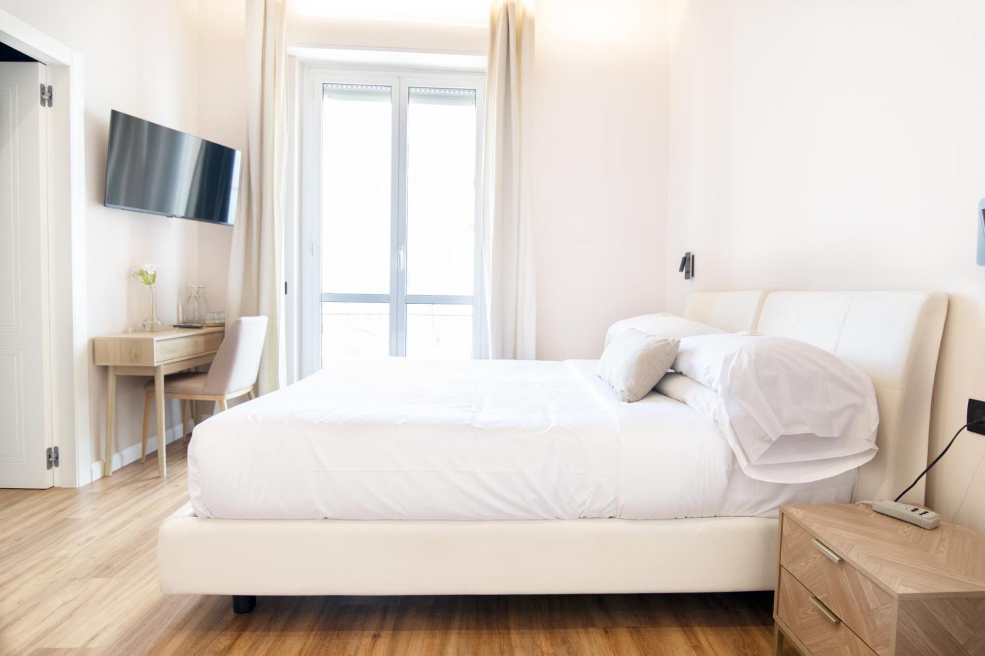 Rosa Hotel 2*