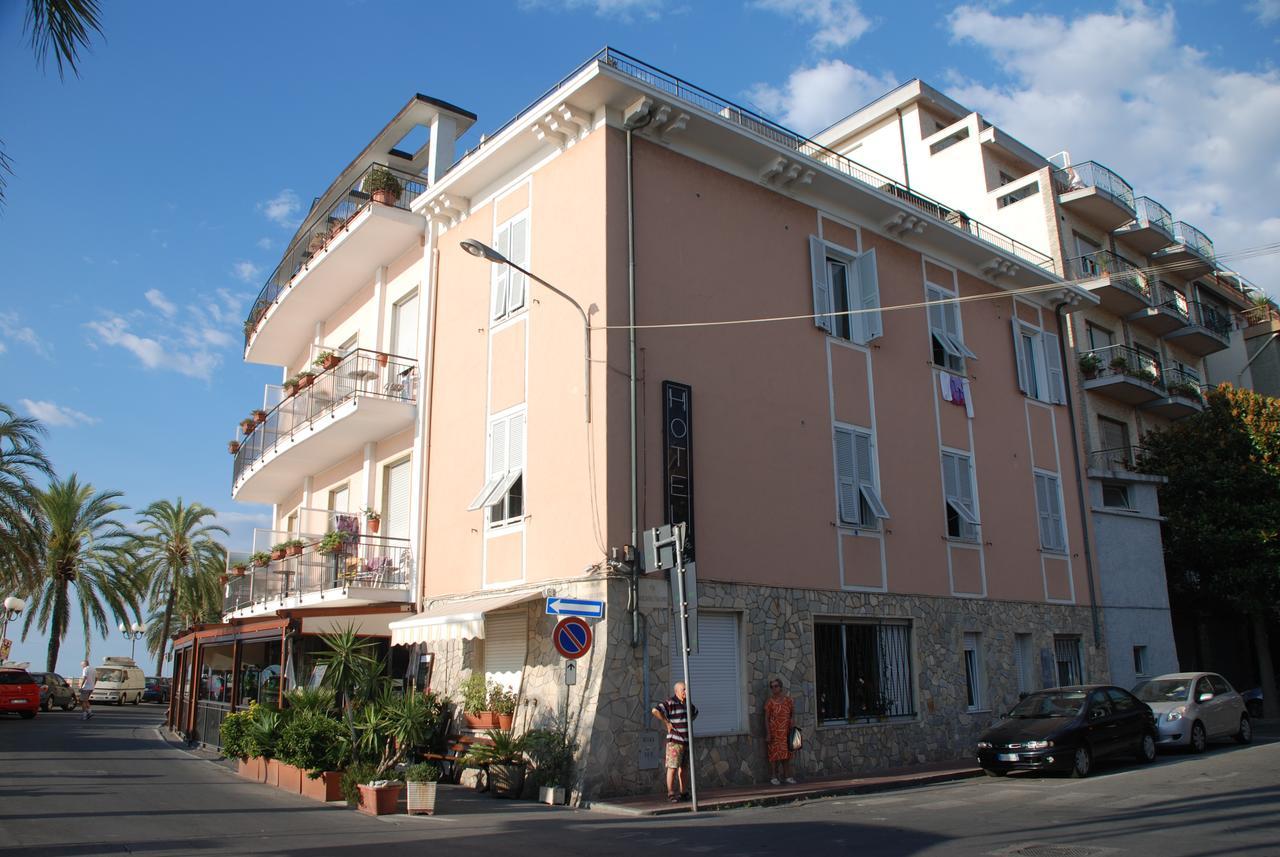 Hotel Albium 2*